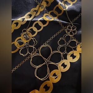 Paparazzi 🌸 The Show Must GROW on Brass Necklace and earrings